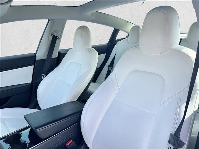 Used 2019 Tesla Model 3 Standard Range Plus image 12