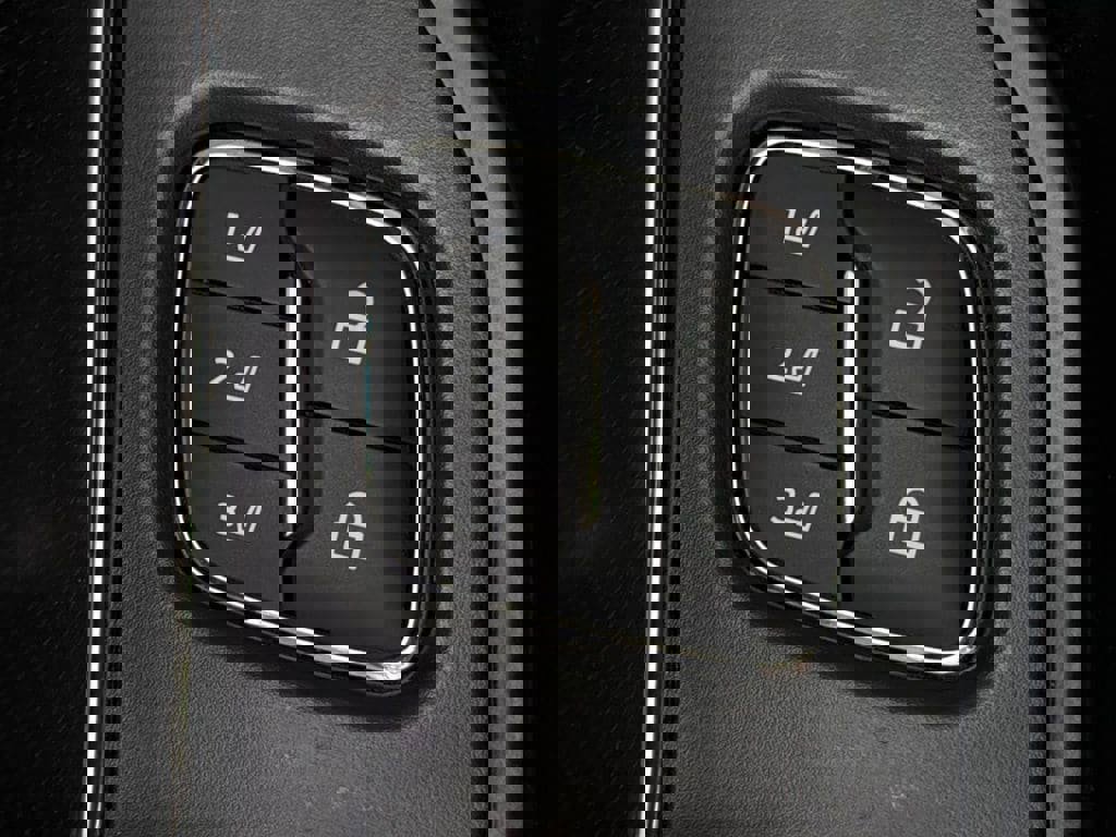 Used 2021 Ford F150 Raptor w/ Equipment Group 801A High AWD/4WD image 28