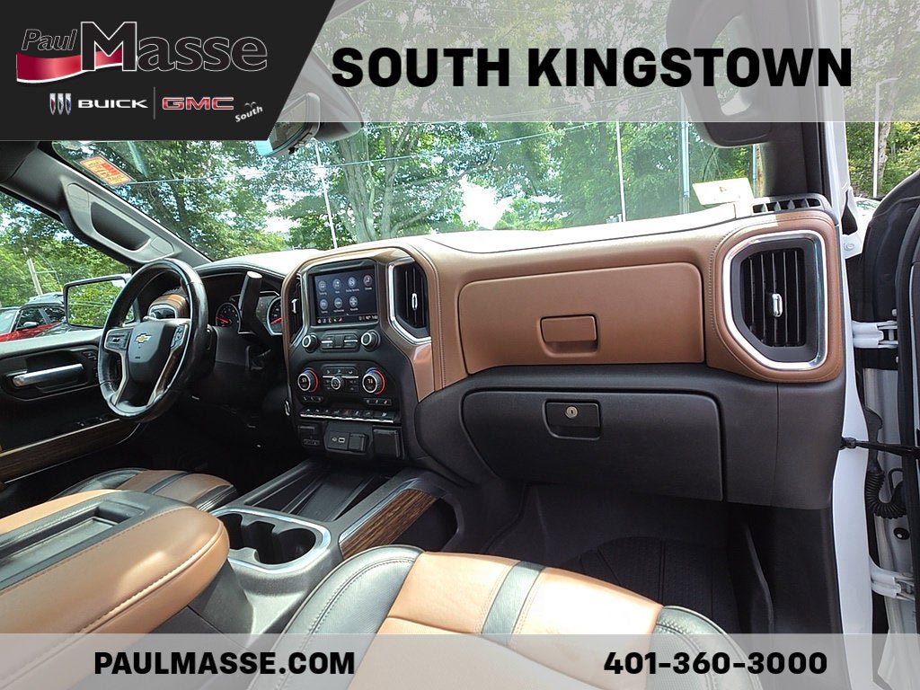Used 2021 Chevrolet Silverado 1500 High Country w/ Technology Package AWD/4WD image 34