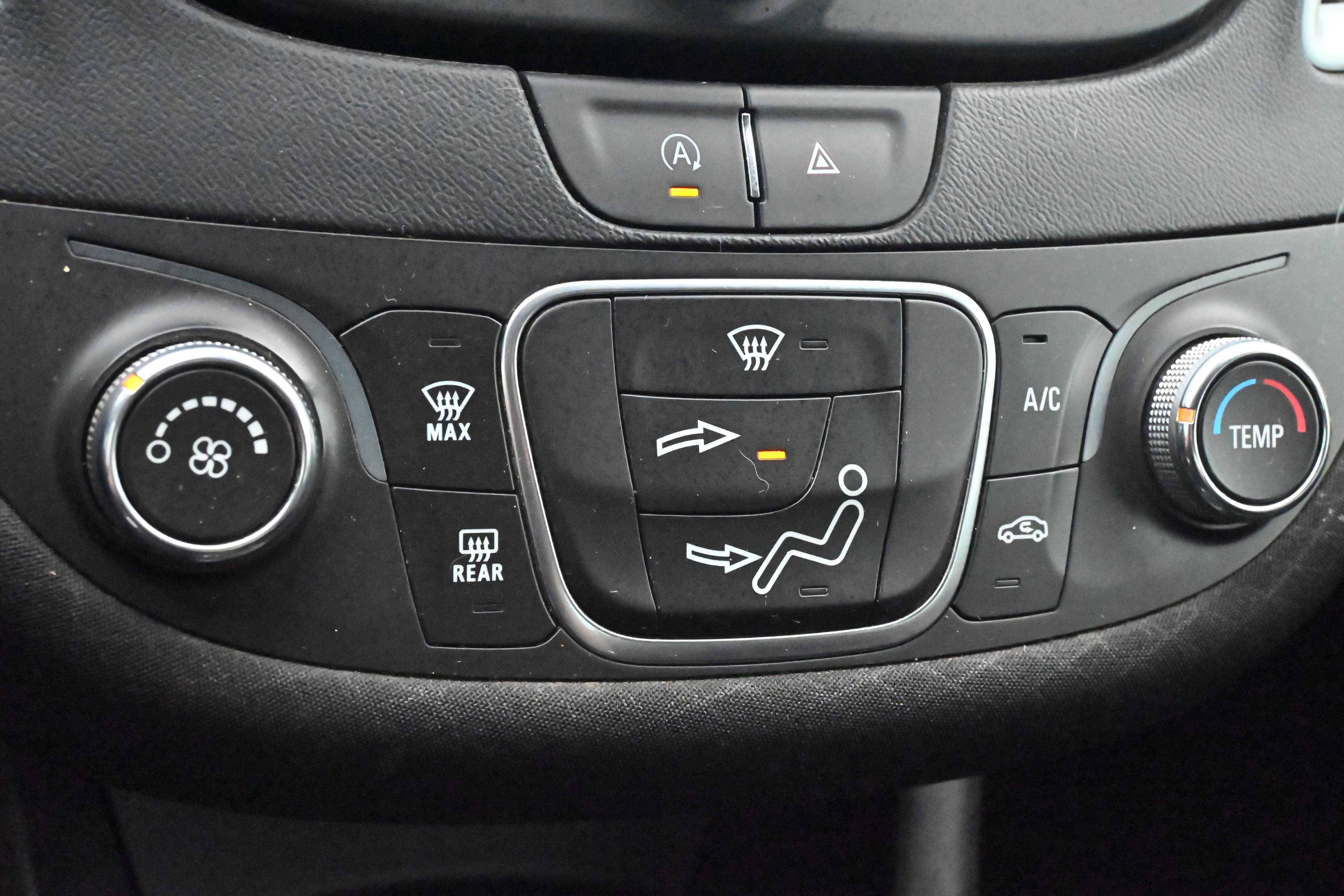 Used 2024 Chevrolet Malibu RS image 20