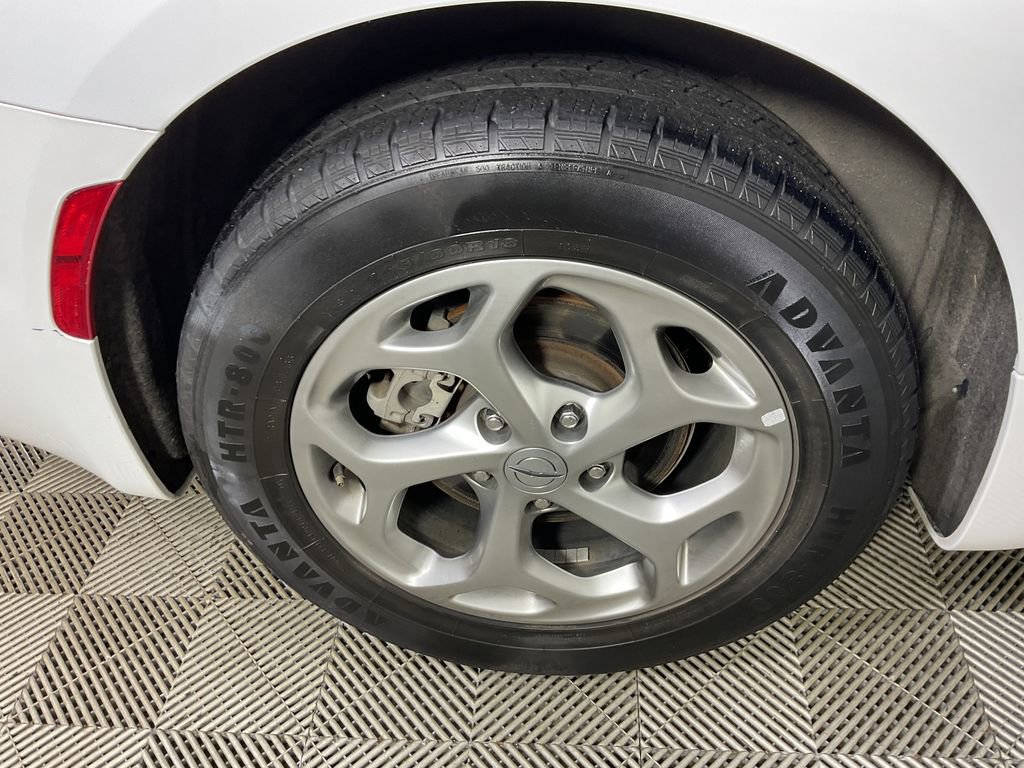 Used 2023 Chrysler Pacifica Limited image 10