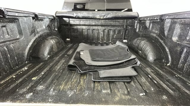 Used 2017 Ford F150 XLT w/ Equipment Group 302A Luxury AWD/4WD image 26
