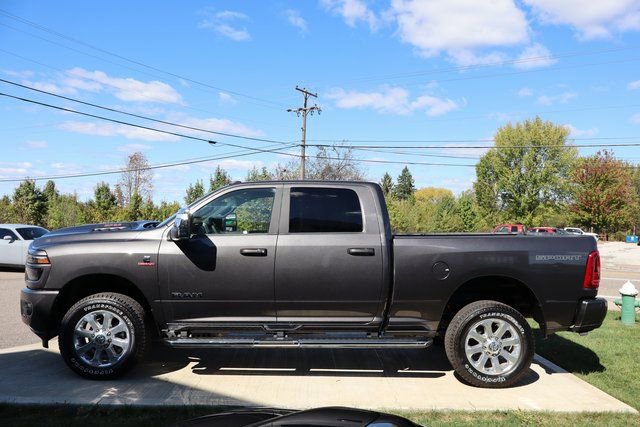 Used 2025 RAM 2500 Laramie w/ Sport Appearance Package image 33