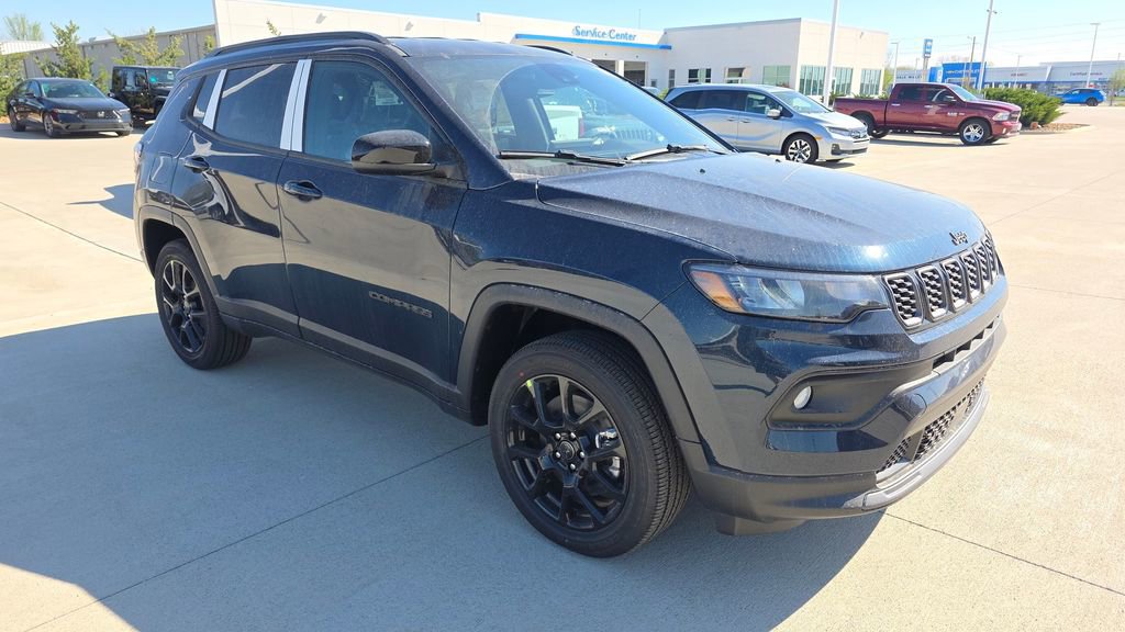 New 2026 Jeep Compass Latitude image 7