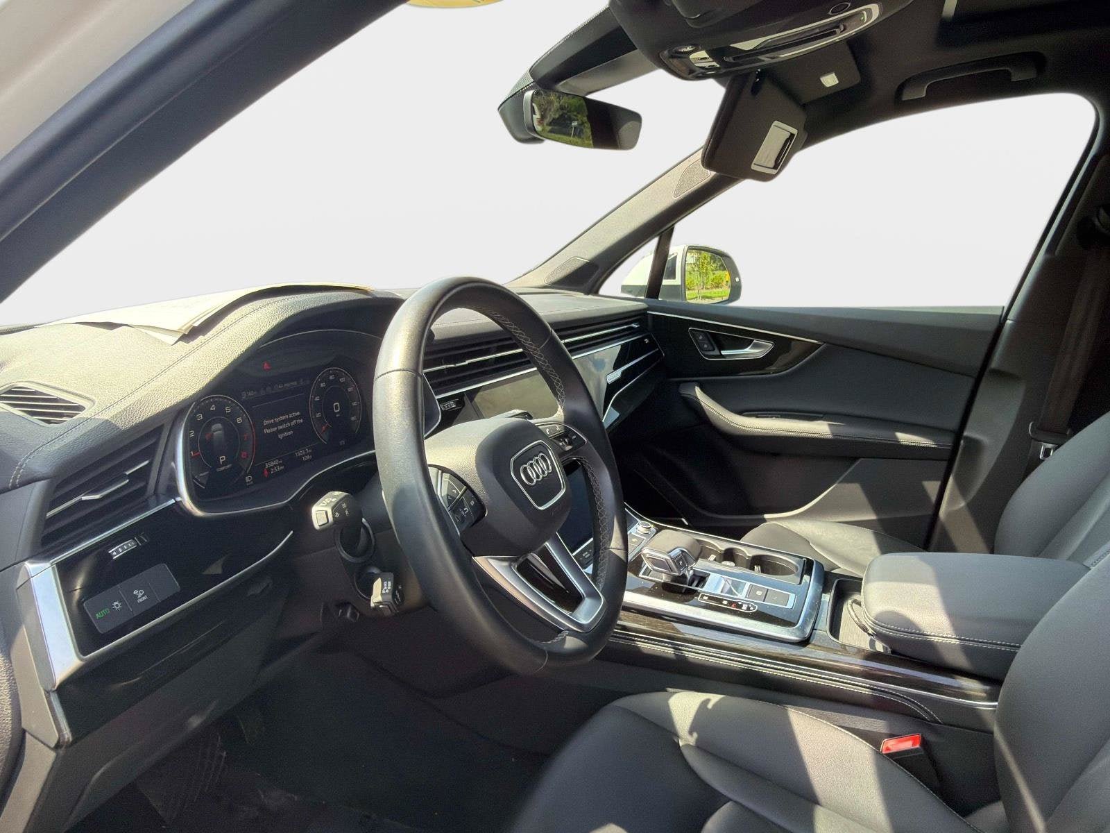 Used 2025 Audi Q7 3.0T Premium Plus AWD/4WD image 22