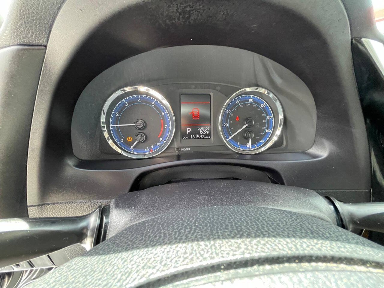 Used 2017 Toyota Corolla LE FWD image 12