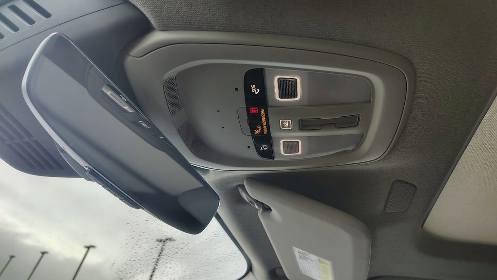 New 2026 Volvo XC40 B5 Plus w/ Climate Package image 26