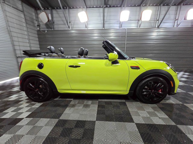 Used 2022 MINI Cooper John Cooper Works w/ Driver Assistance Package FWD image 10
