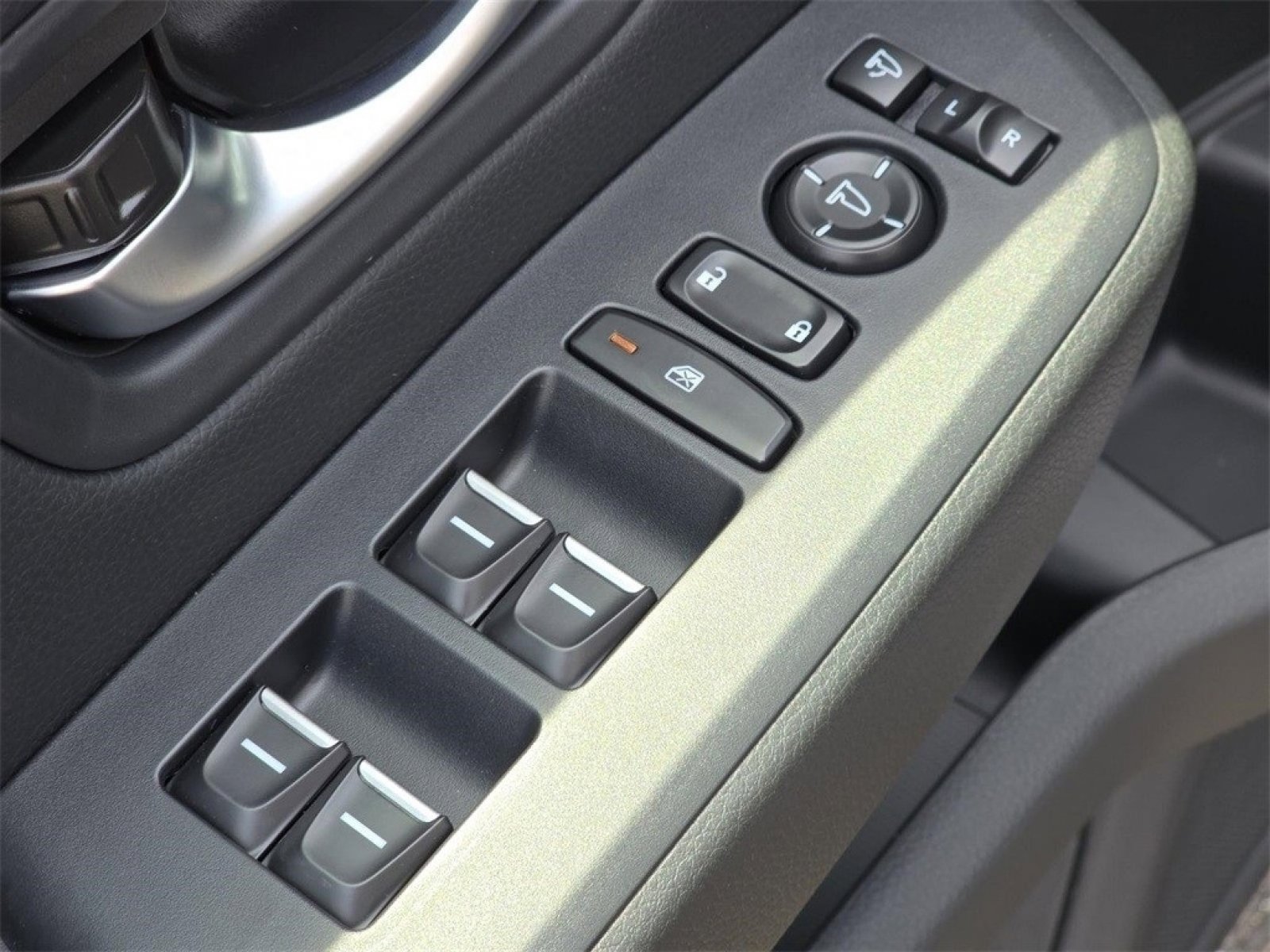 New 2025 Honda Pilot TrailSport image 28