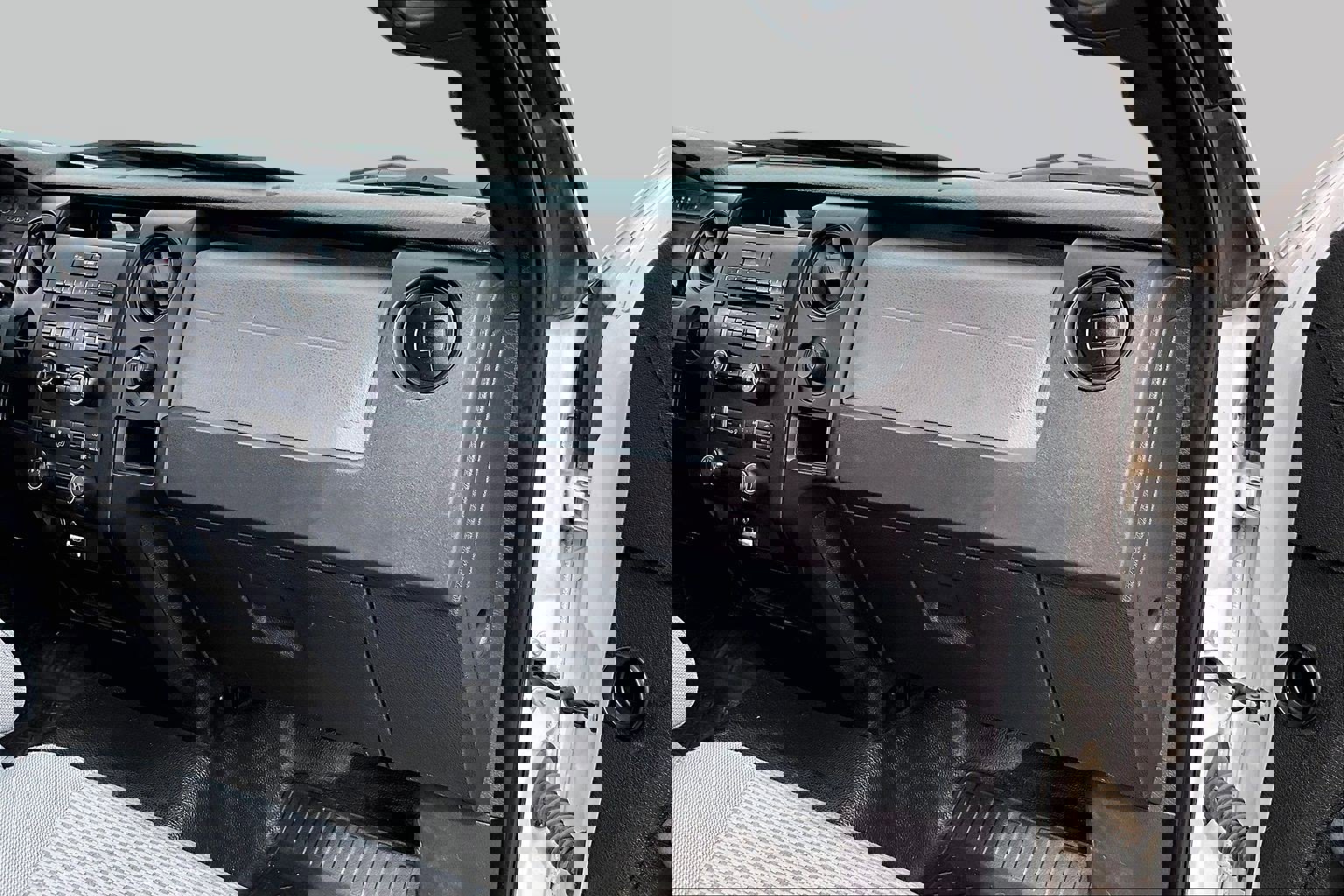 Used 2014 Ford F150 STX w/ Equipment Group 201A Mid RWD image 14