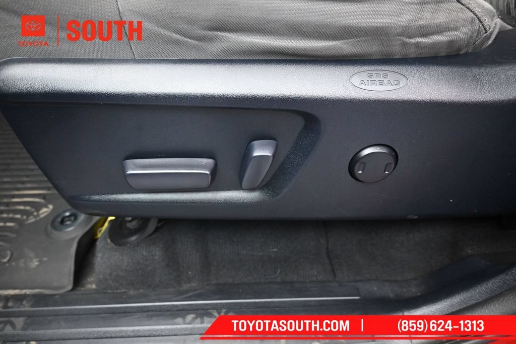 Used 2014 Toyota Tundra SR5 w/ SR5 Upgrade Package AWD/4WD image 23