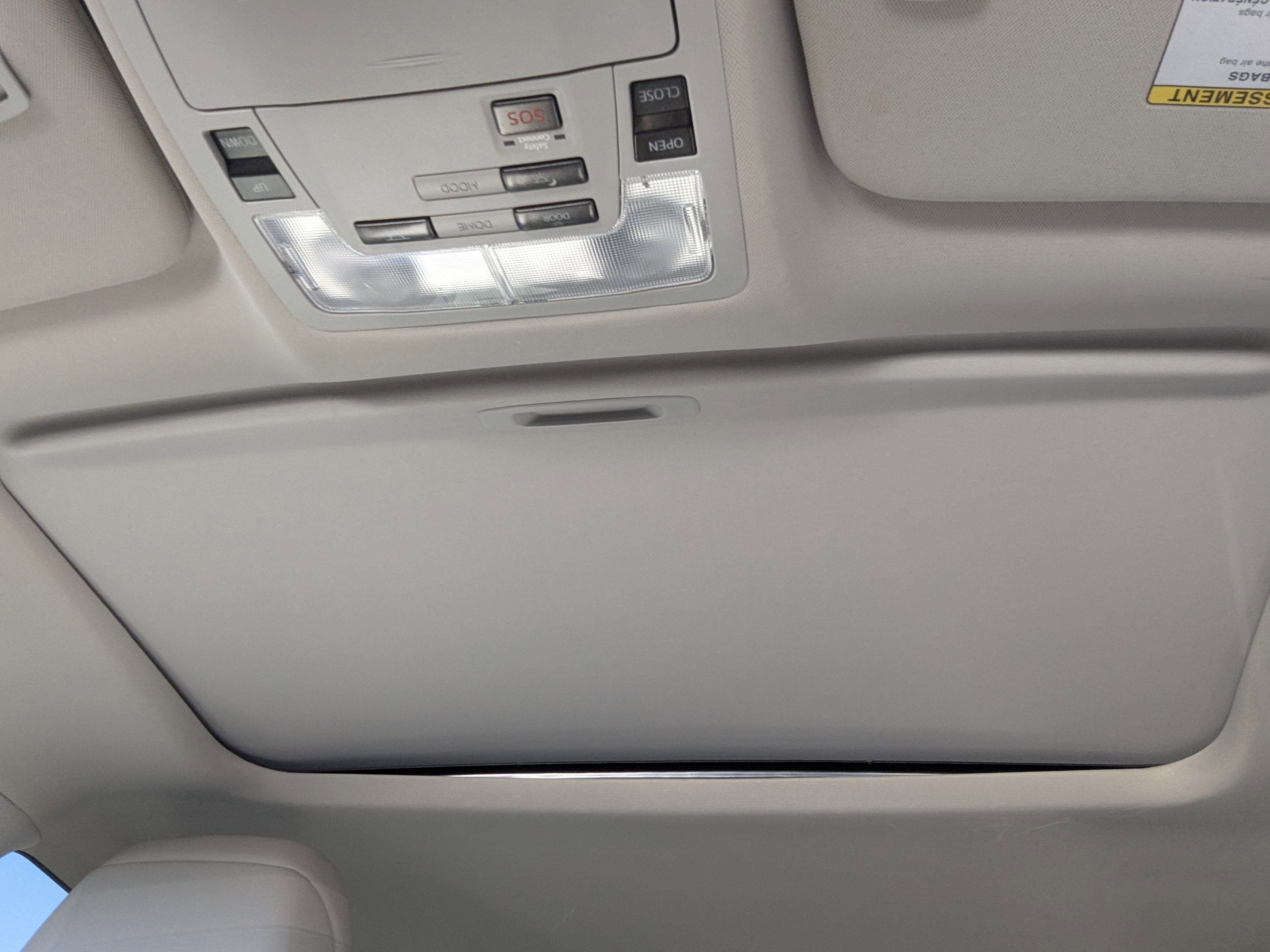 Used 2014 Toyota Avalon Limited image 12