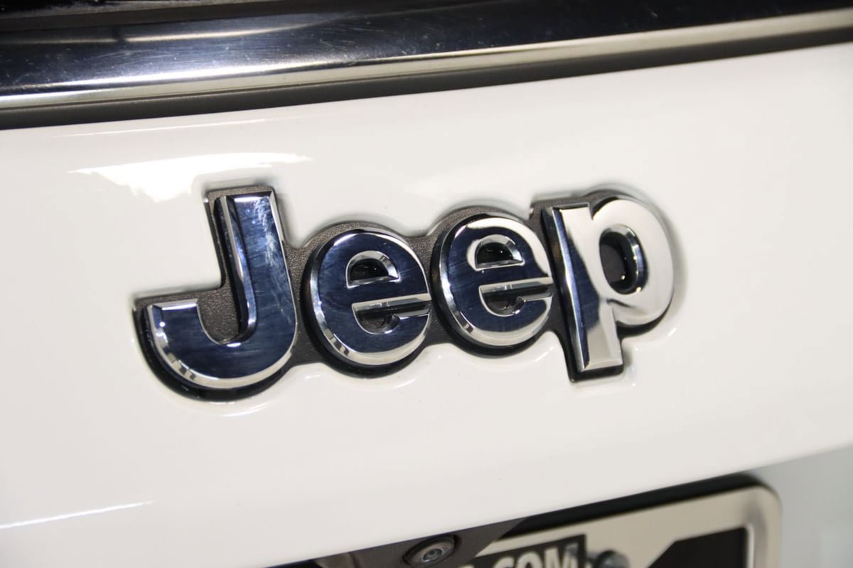 Used 2025 Jeep Compass Limited AWD/4WD image 14