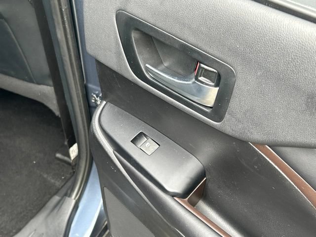 Used 2019 Toyota Highlander XLE AWD/4WD image 35