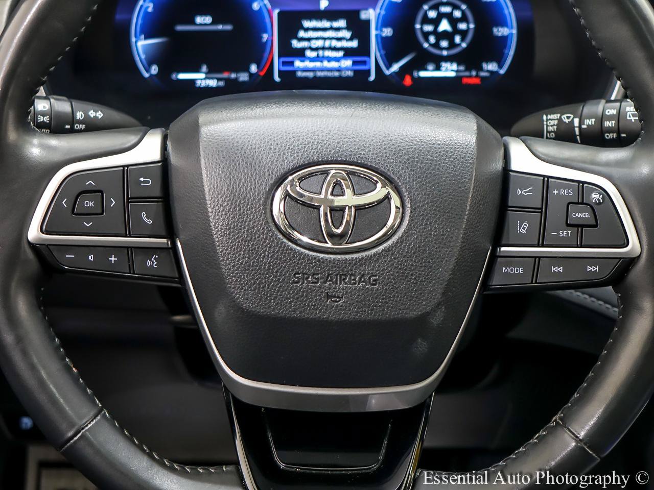 Used 2024 Toyota Highlander Limited AWD/4WD image 20