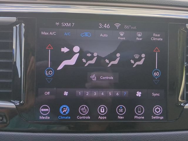 Used 2019 Chrysler Pacifica Touring-L w/ Tire & Wheel Group FWD image 26