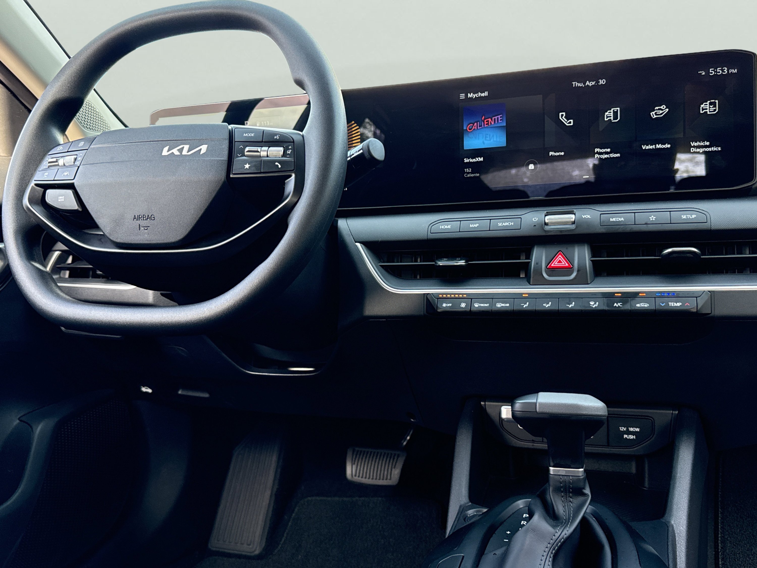 New 2025 Kia K4 FWD image 44