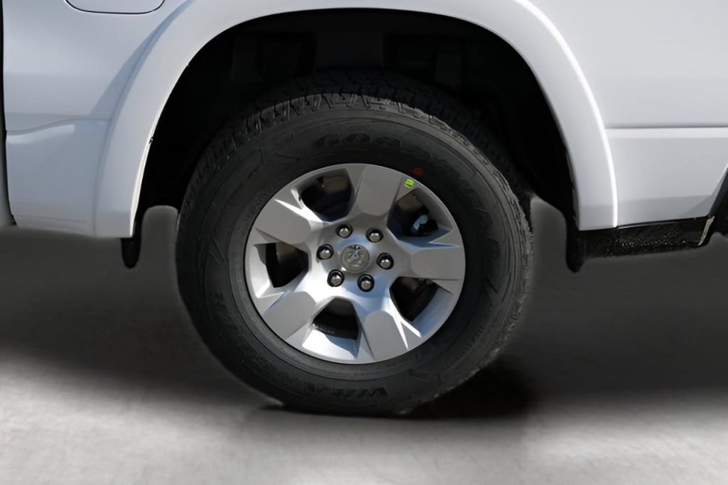 New 2026 RAM 1500 Lone Star AWD/4WD image 9