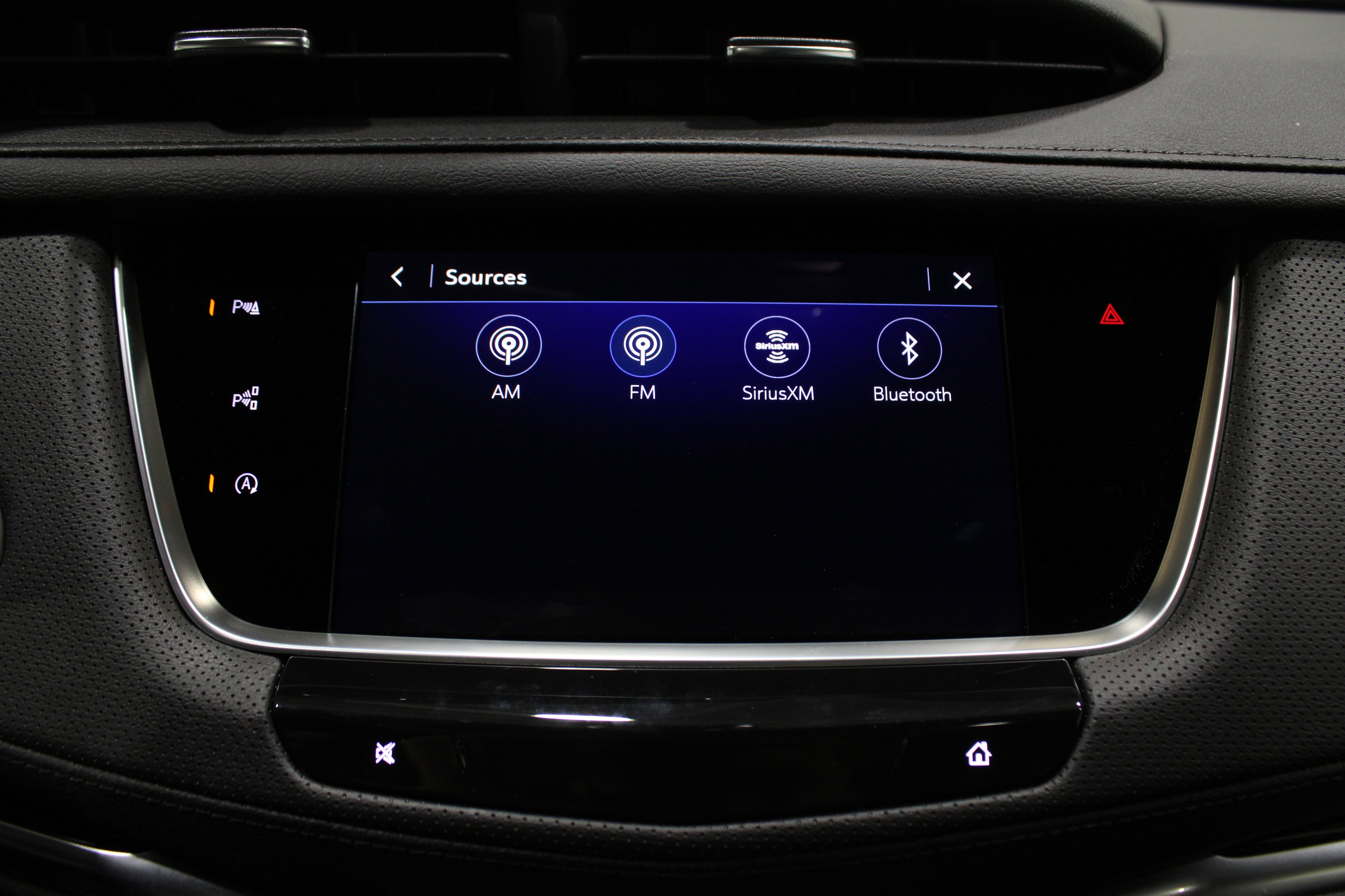 Certified 2024 Cadillac XT5 Premium Luxury w/ Technology Package image 19