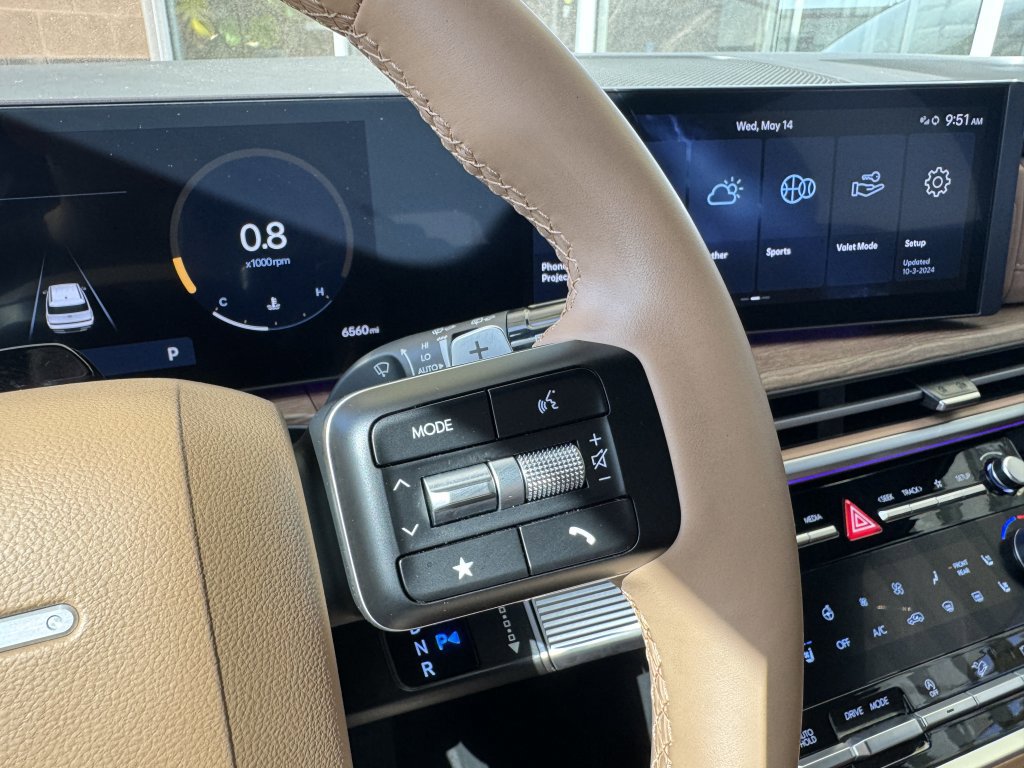 Used 2024 Hyundai Santa Fe Limited image 30