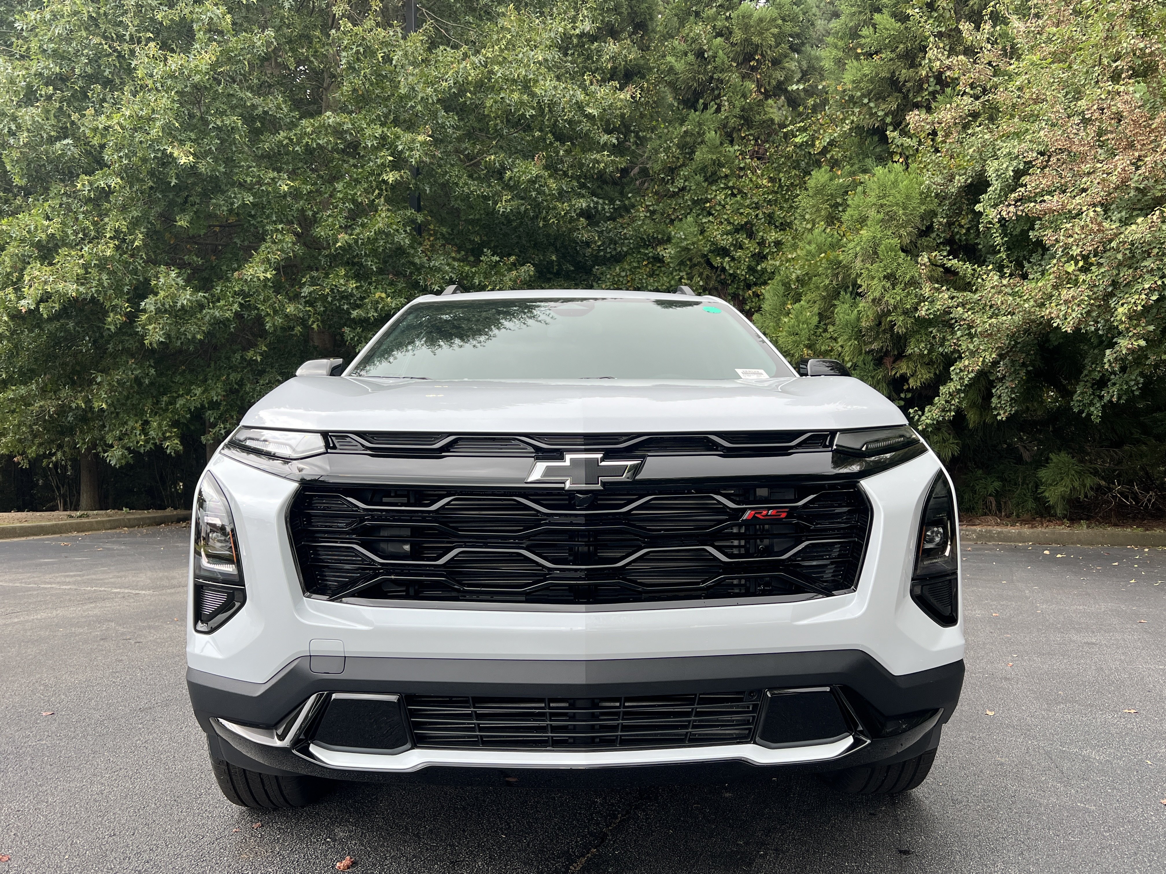 New 2027 Chevrolet Equinox RS FWD image 3