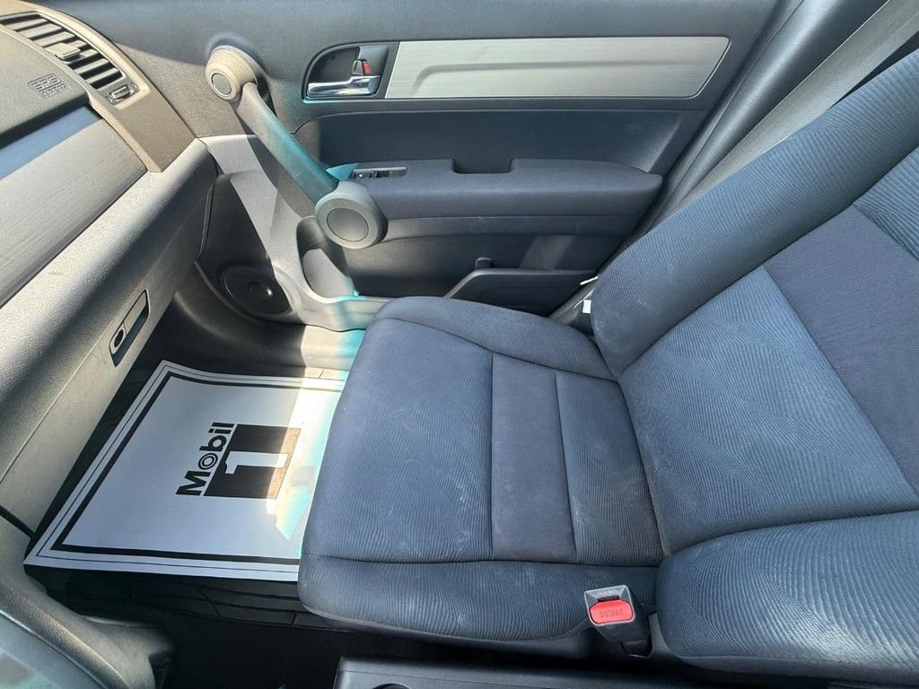 Used 2010 Honda CR-V LX image 19