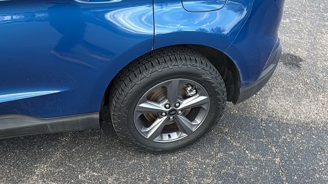 Certified 2024 Ford Edge SEL w/ Sport Appearance Package image 26