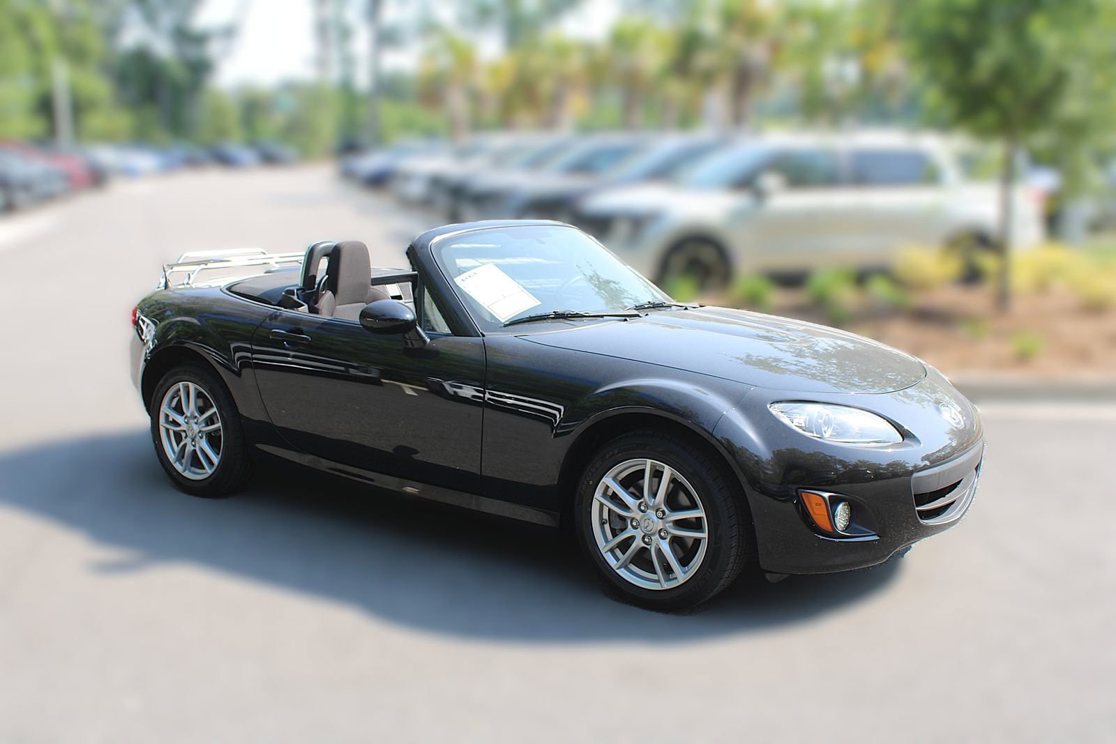 Used 2009 MAZDA MX-5 Miata Sport RWD image 25