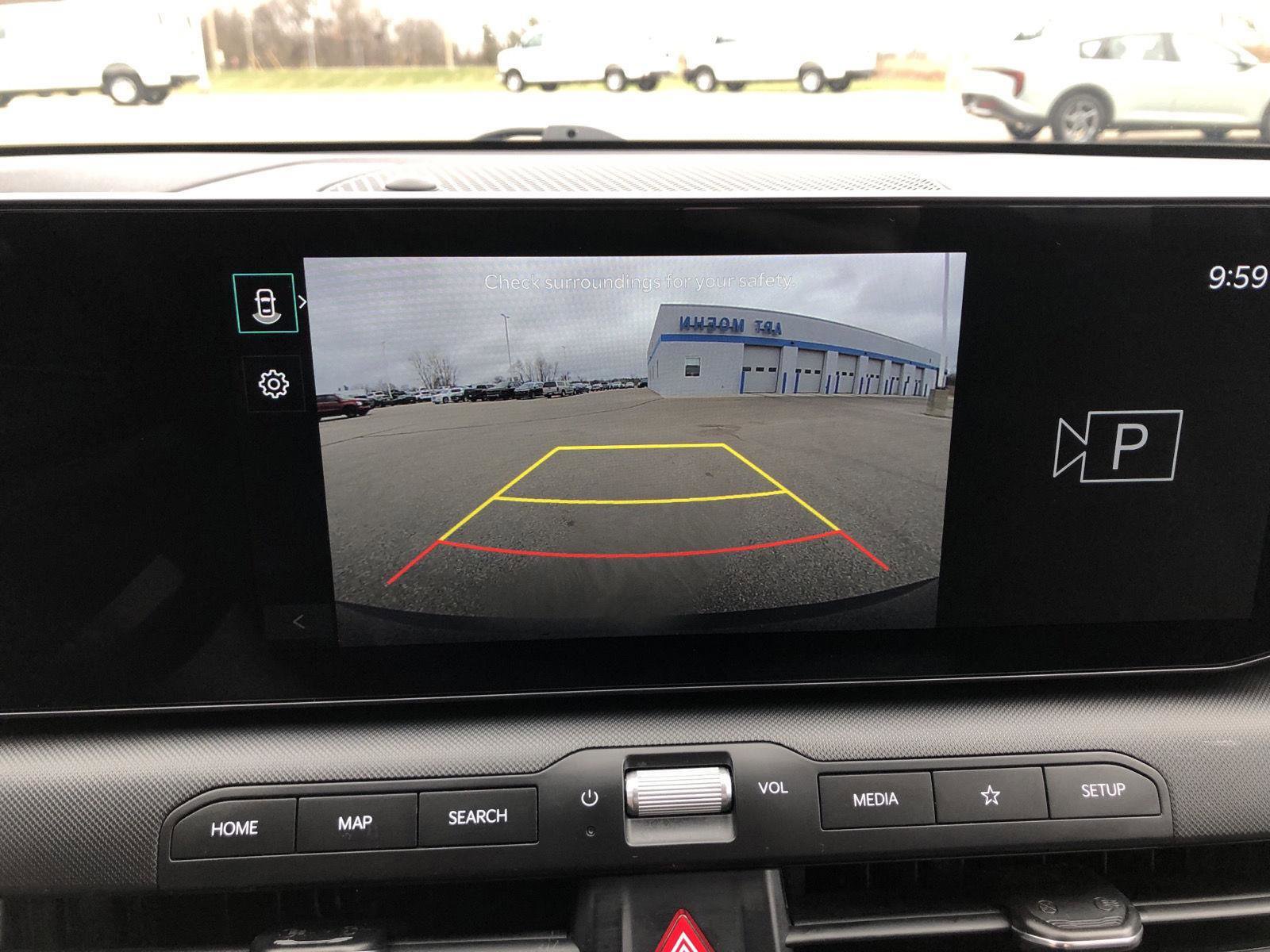 Used 2025 Kia K4 LXS image 31