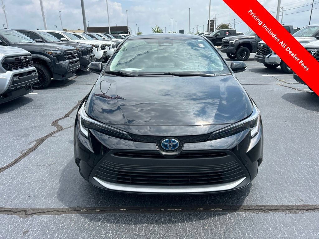 Used 2024 Toyota Corolla XLE FWD image 23