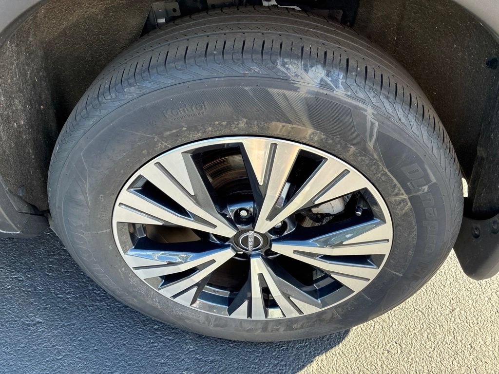 Certified 2023 Nissan Rogue SV w/ SV Premium B Package AWD/4WD image 11