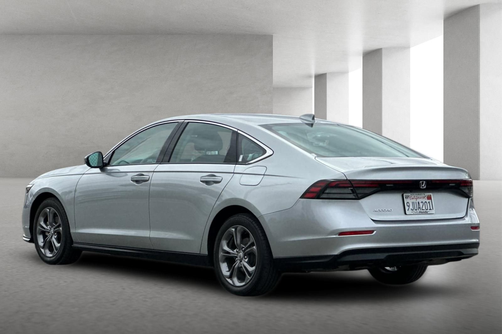 Used 2024 Honda Accord EX image 6