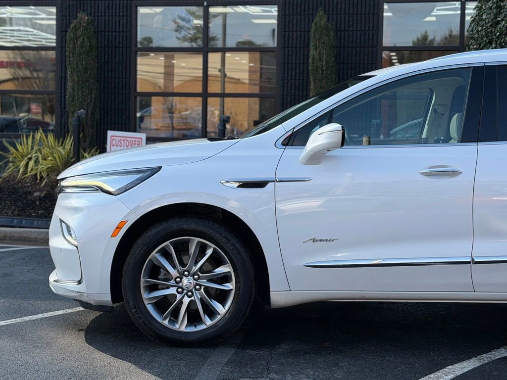 Used 2023 Buick Enclave Avenir w/ Trailering Package, 5000 lbs. image 10