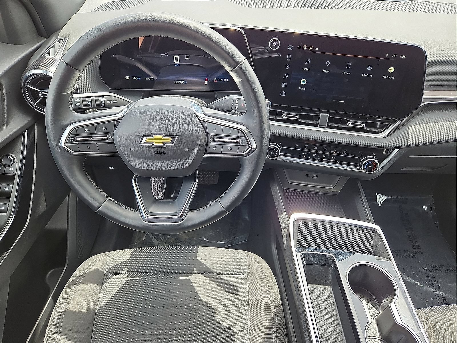 Used 2025 Chevrolet Equinox LT AWD/4WD image 17