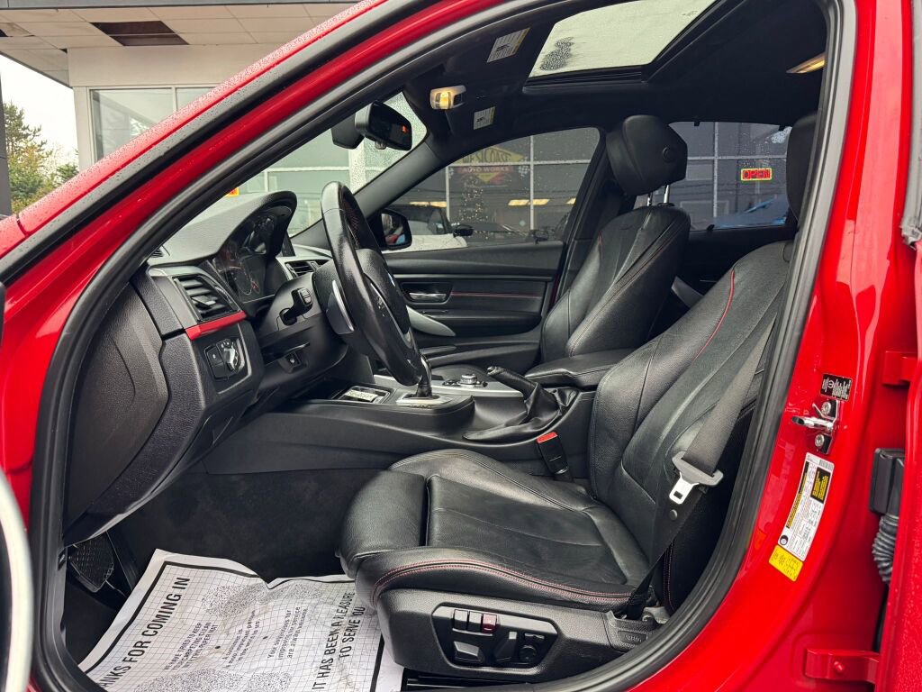 Used 2012 BMW 335i Sedan image 11