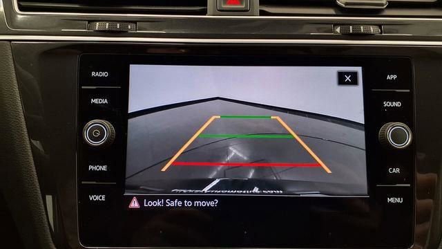 Used 2024 Volkswagen Tiguan S image 28