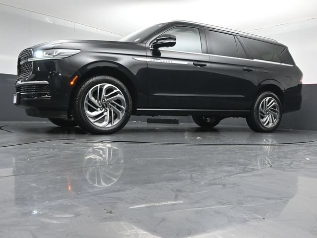 Certified 2025 Lincoln Navigator L Reserve AWD/4WD image 44