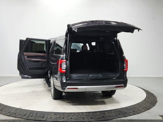 Used 2023 Ford Expedition Max Limited image 14
