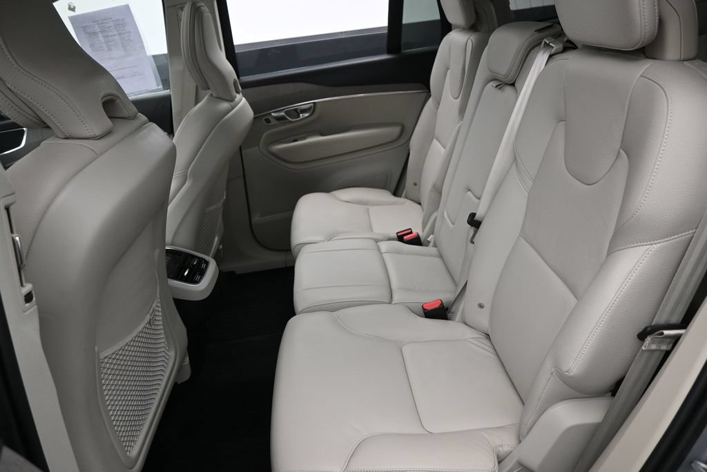 Used 2025 Volvo XC90 B5 Plus w/ Protection Package AWD/4WD image 25