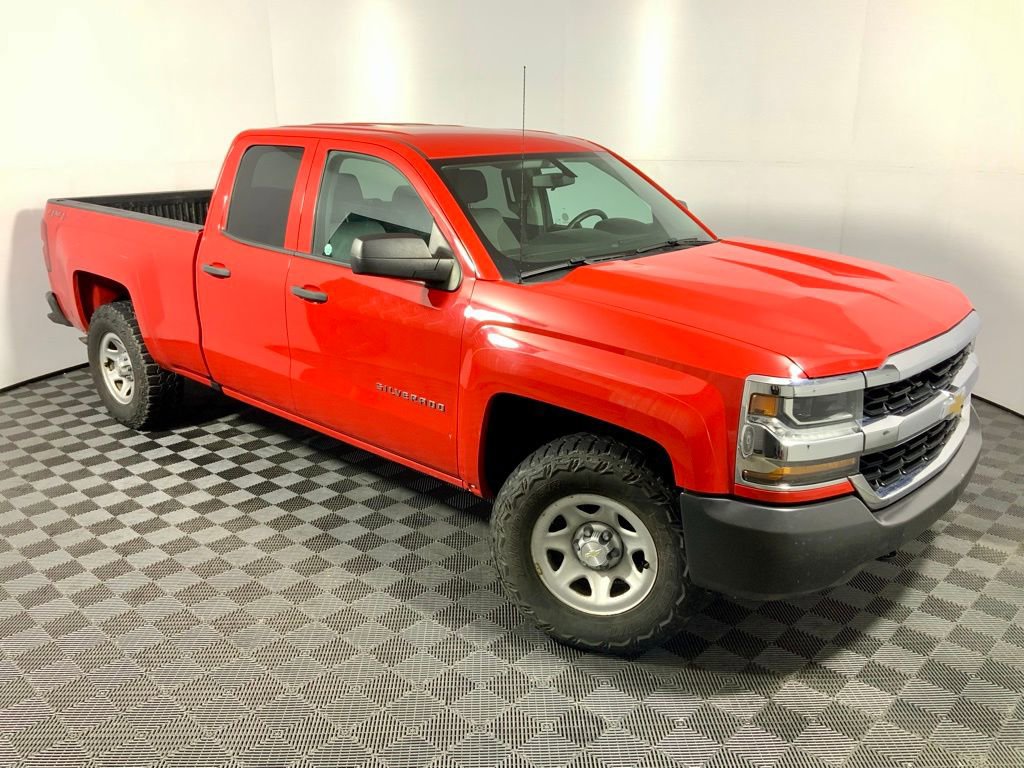 Used 2018 Chevrolet Silverado 1500 W/T w/ WT Convenience Package image 3