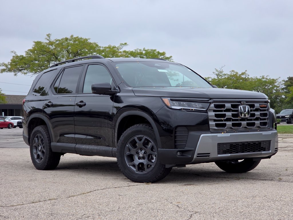 New 2026 Honda Pilot TrailSport image 2