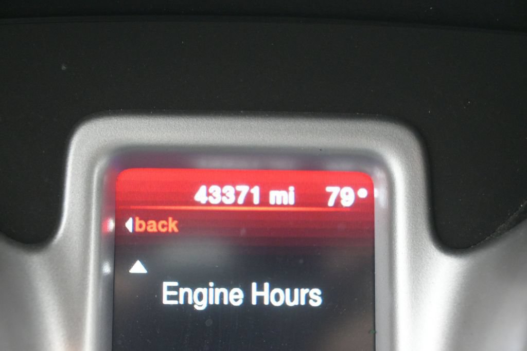 Used 2020 Dodge Journey SE w/ Blacktop Package FWD image 11