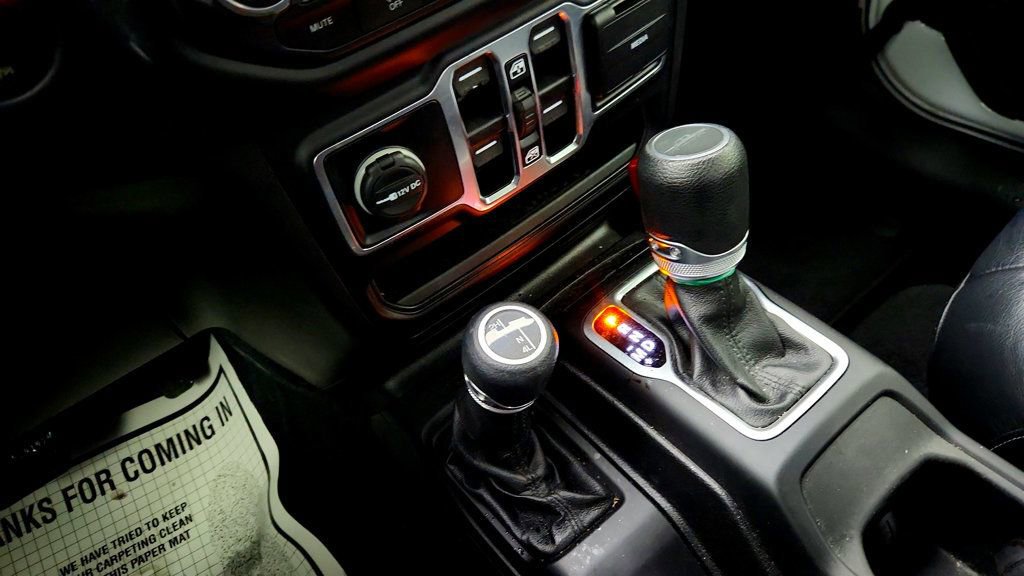 Used 2020 Jeep Gladiator Sport w/ Quick Order Package 24S AWD/4WD image 16