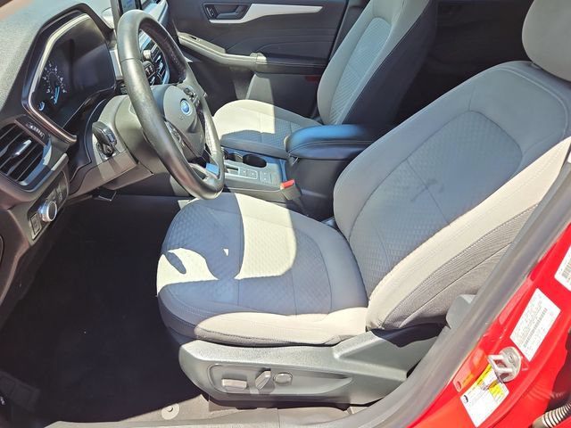 Used 2022 Ford Escape SE w/ Convenience Package FWD image 12