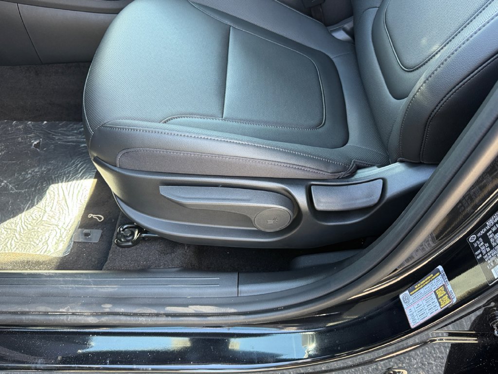 New 2027 Hyundai Santa Cruz SE AWD/4WD image 16