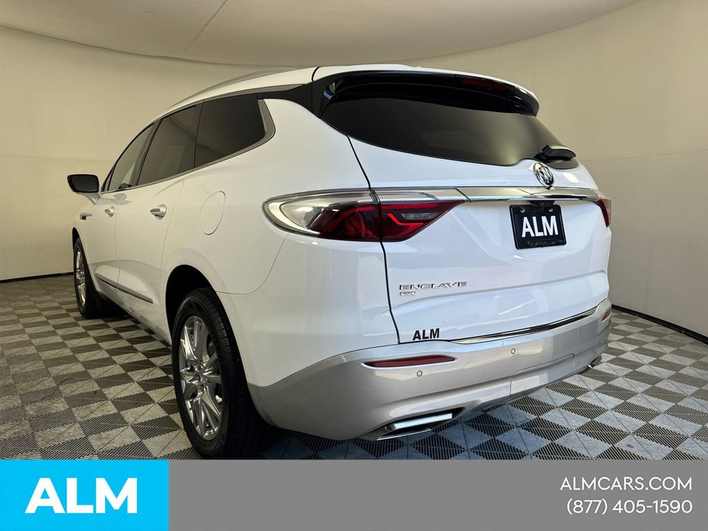 Used 2022 Buick Enclave Premium AWD/4WD image 10