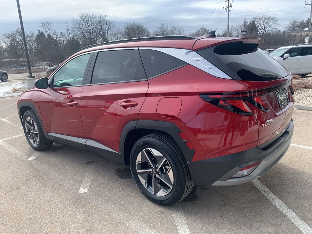 Certified 2025 Hyundai Tucson SEL image 3