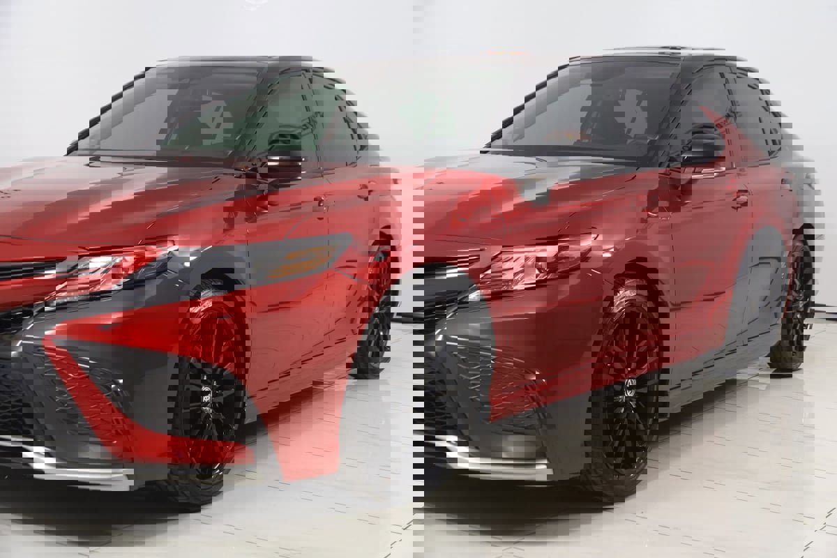 Used 2021 Toyota Camry XSE FWD image 51