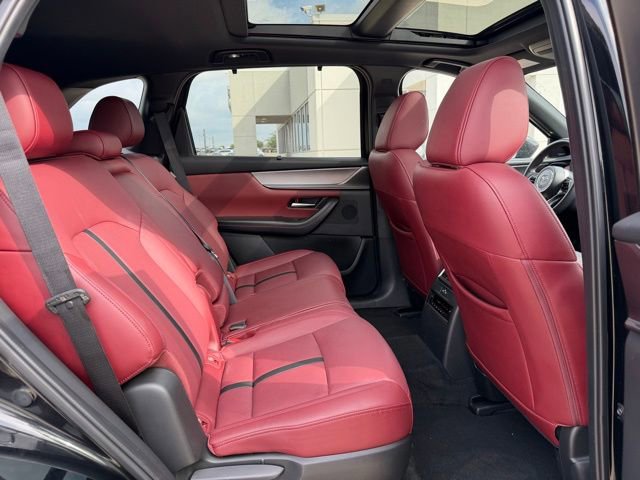 Used 2025 MAZDA CX-70 3.3 Turbo S w/ Premium Package image 10