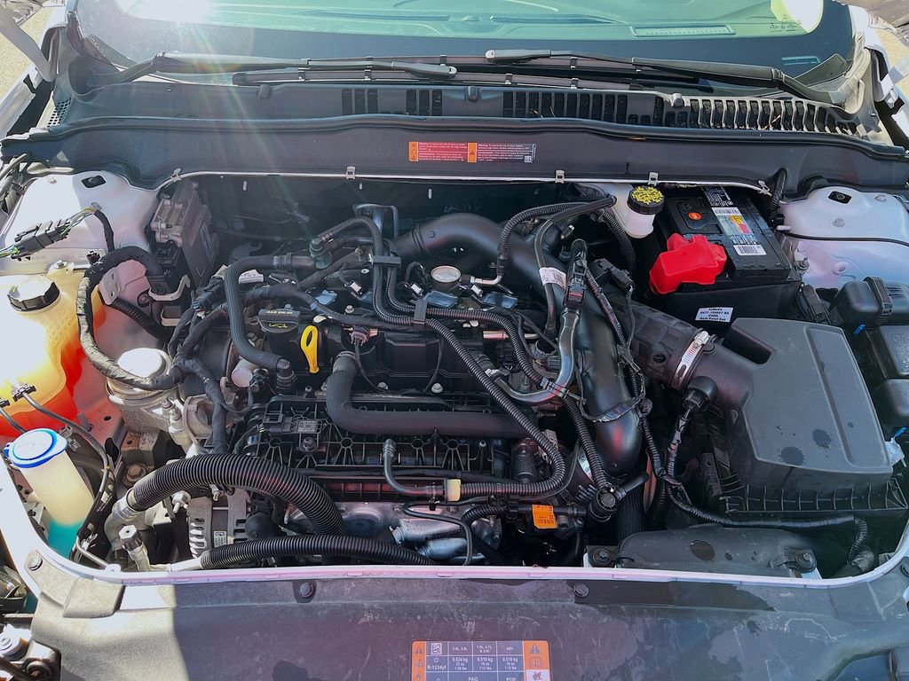 Used 2019 Ford Fusion SE FWD image 27